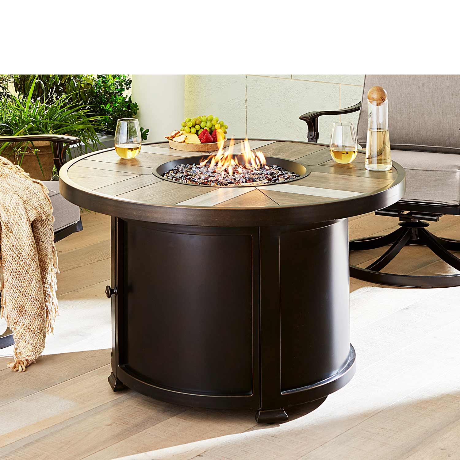 Agio Chatham 42" Round Fire Table Fire Table Agio