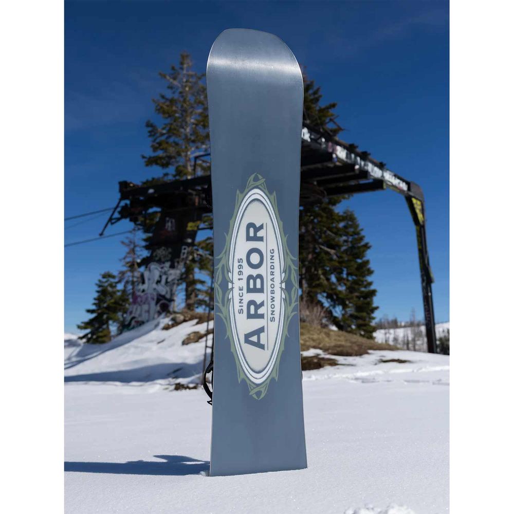 2027 Arbor Element Decon Snowboard