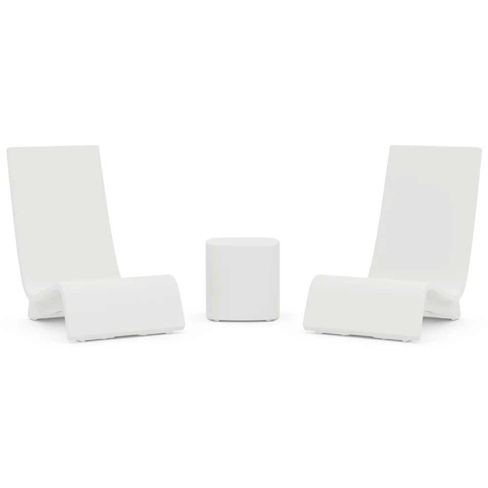 White cylindrical objects on a white background